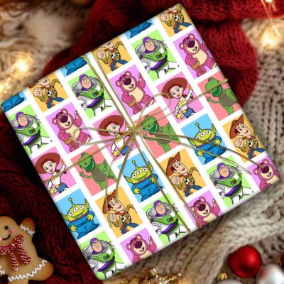 Disneyland Toy Story Seamless Pattern – Buzz & Woody Christmas Paper Pixar Gift Wrap Disneyland Gifts Disneyland Toy Story Seamless Pattern – Buzz & Woody Christmas Paper Pixar Gift Wrap Disneyland Gifts